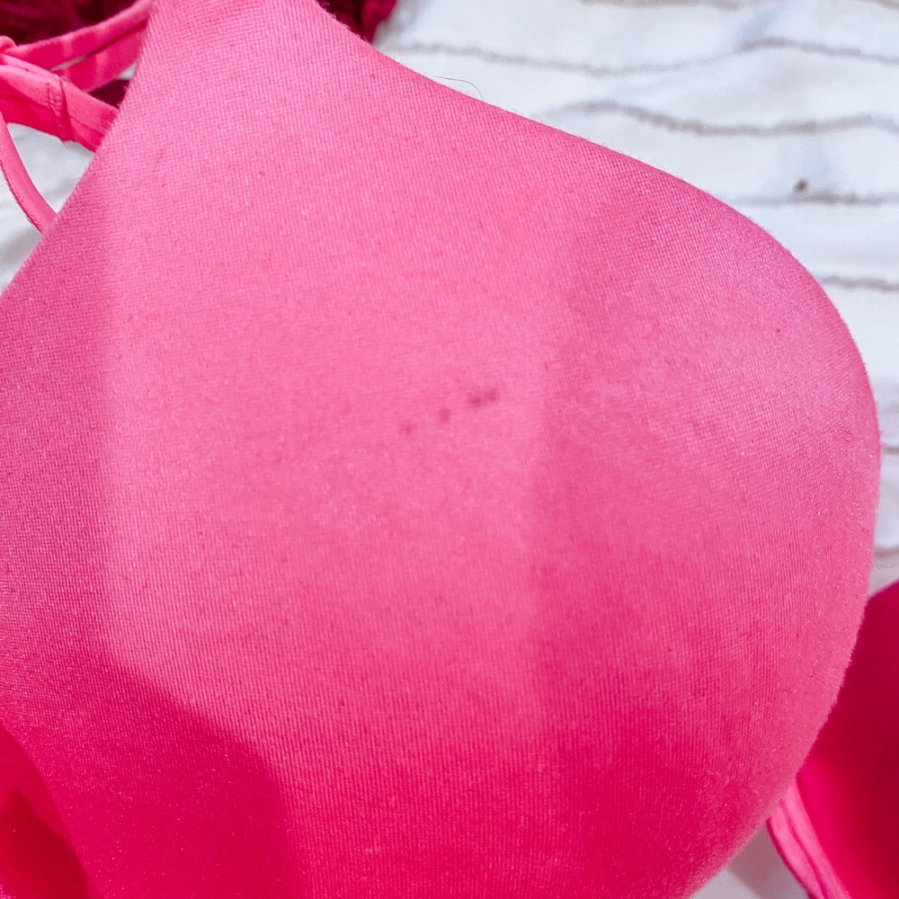 Victoria’s Secret Very Sexy Push Up Bra, 34C. Pink - Picture 2 of 4